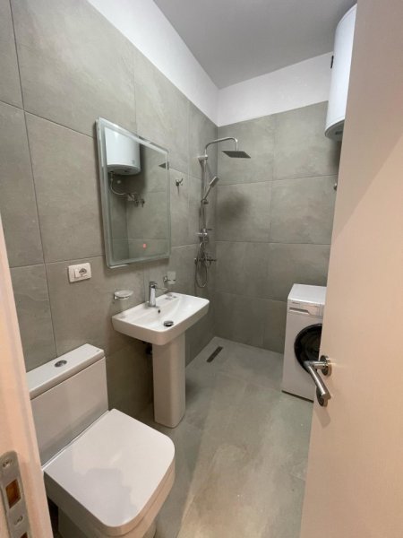 Tirane, shitet apartament 2+1+Ballkon Kati 7, 89 m² 141.000 € (Rr. Dritan Hoxha)