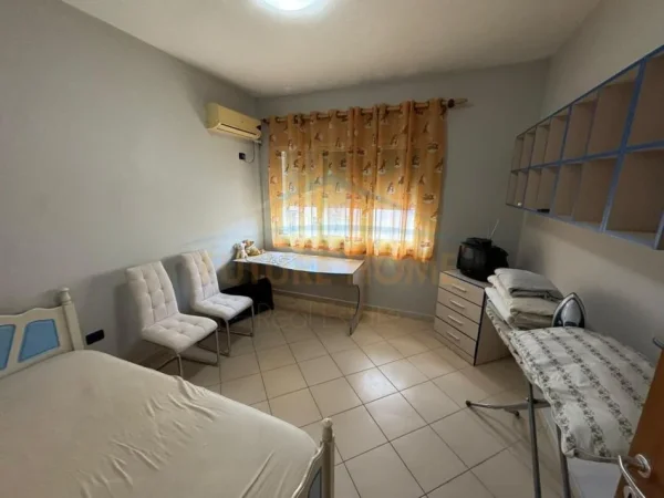 Durres, shitet apartament 2+1+Ballkon Kati 3, 98 m² 180.000 € (Vollga , Durres)