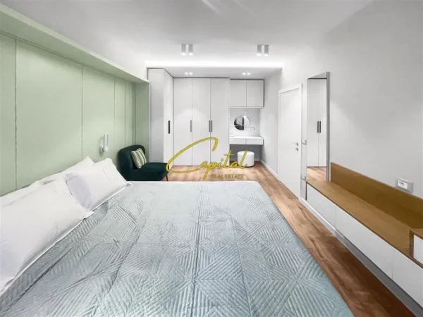 Tirane, jepet me qera apartament 1+1 Kati 2, 71 m² 1.100 € (ISH BLLOKU)