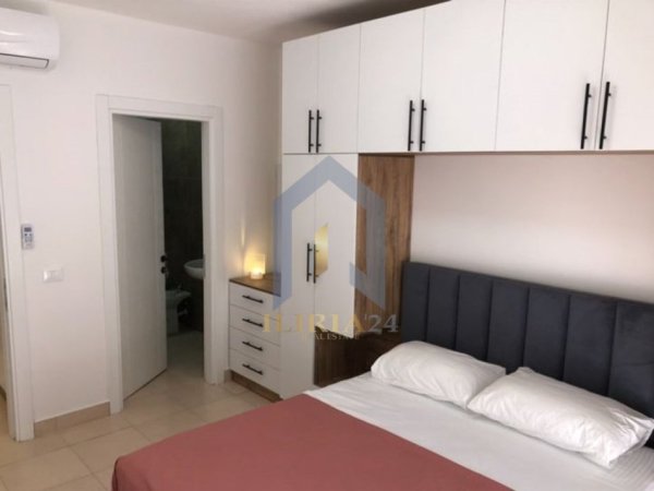 Tirane, jap me qera apartament 2+1+Ballkon Kati 4, 112 m² 650 € (5 Maj)