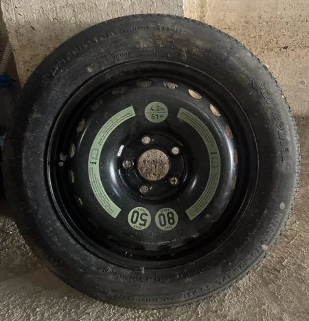 Tirane, shes gome dhe disk Gome rezerve , 70 €