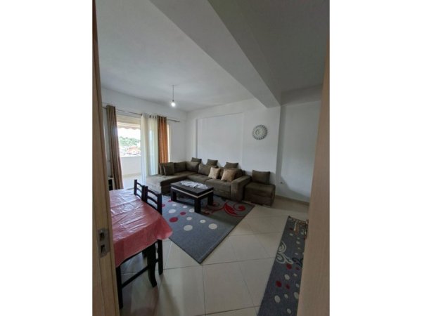 Tirane, jepet me qera apartament 2+1 Kati 6, 93 m² 550 € (PERBALLE SPITALIT AMERIKAN 3)