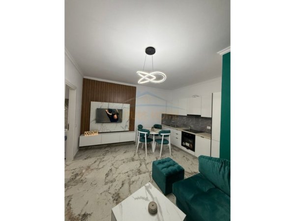 Shkembi Kavajes, shitet apartament 1+1+Ballkon Kati 1, 52 m² 72.000 € (Shkembi i Kavajes, Durres)