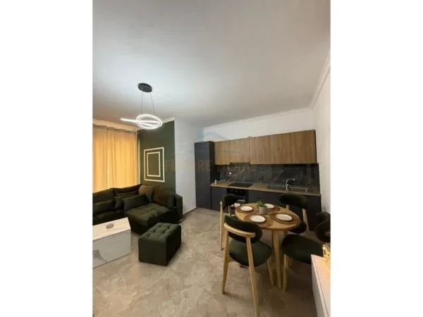 Shkembi Kavajes, shitet apartament 1+1+Ballkon Kati 1, 52 m² 72.000 € (Shkembi i Kavajes, Durres)