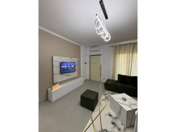 Shkembi Kavajes, shitet apartament 1+1+Ballkon Kati 1, 57 m² 77.000 € (Shkembi i Kavajes, Durres)