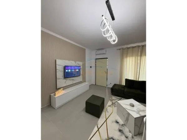 Shkembi Kavajes, shitet apartament 1+1+Ballkon Kati 1, 57 m² 77.000 € (Shkembi i Kavajes, Durres)