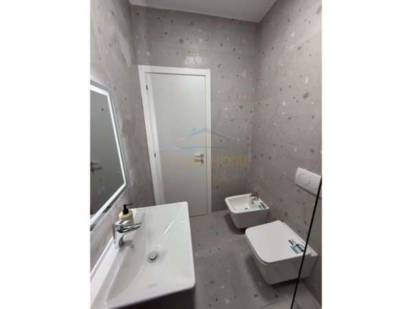 Shkembi Kavajes, shitet apartament 1+1+Ballkon Kati 1, 57 m² 77.000 € (Shkembi i Kavajes, Durres)