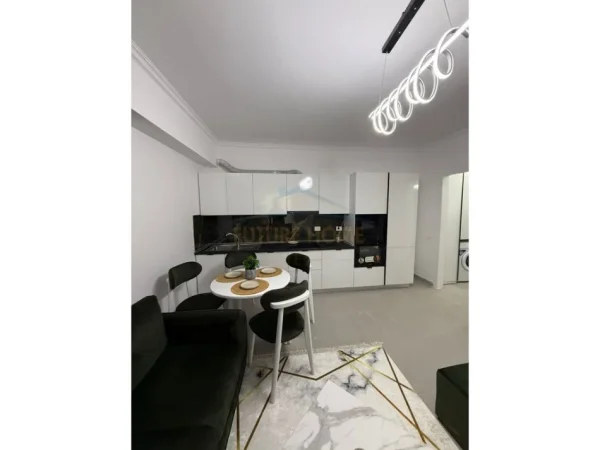 Shkembi Kavajes, shitet apartament 1+1+Ballkon Kati 1, 57 m² 77.000 € (Shkembi i Kavajes, Durres)