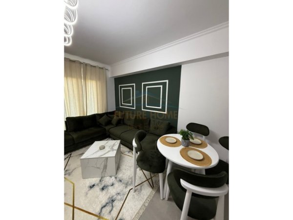 Shkembi Kavajes, shitet apartament 1+1+Ballkon Kati 1, 57 m² 77.000 € (Shkembi i Kavajes, Durres)