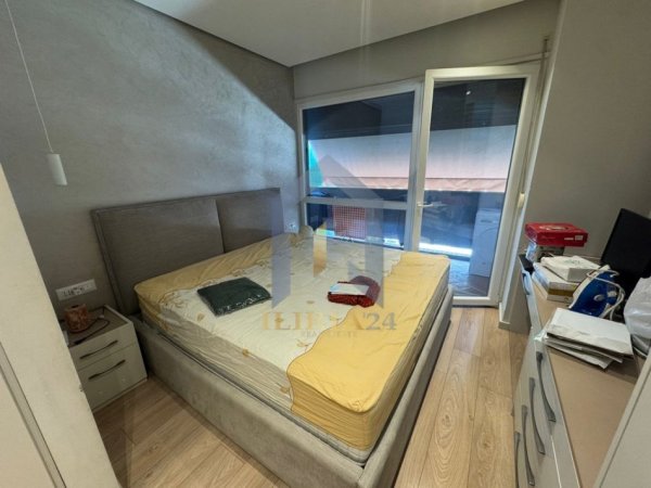 Tirane, jepet me qera apartament 3+1+Ballkon Kati 5, 112 m² 850 € (Kompleksi Panorama)