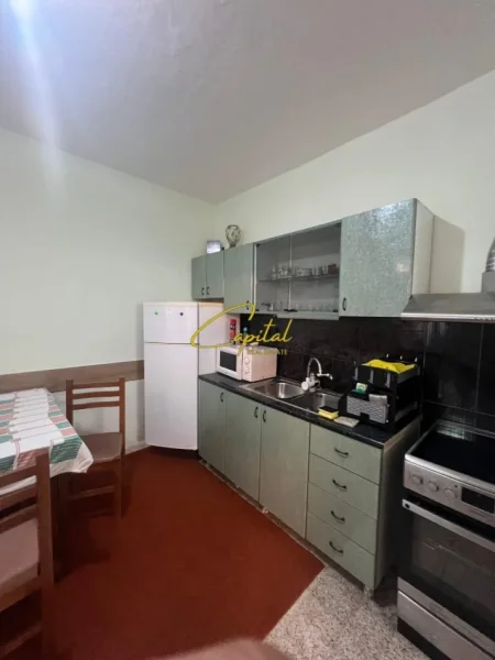 Tirane, jepet me qera apartament 2+1 Kati 1, 90 m² 600 € (RRUGA FORTUZI)