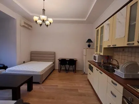 Tirane, jepet me qera garsonier Kati 1, 40 m² 400 € 