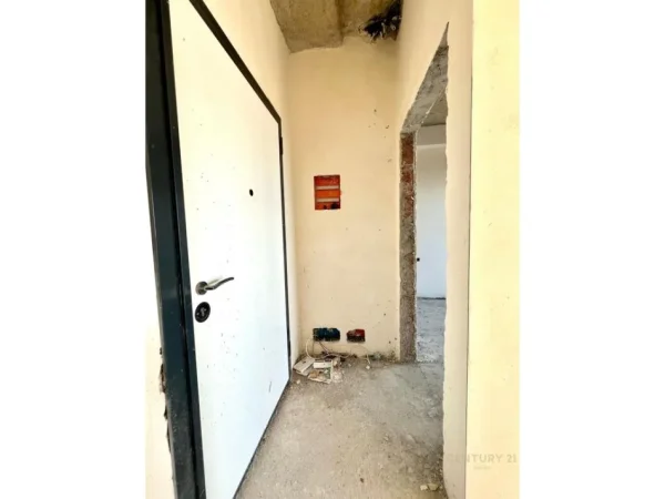 Tirane, shitet apartament 1+1 Kati 10, 53 m² 113.000 € (Rruga e Kavajes (Birra Tirana))
