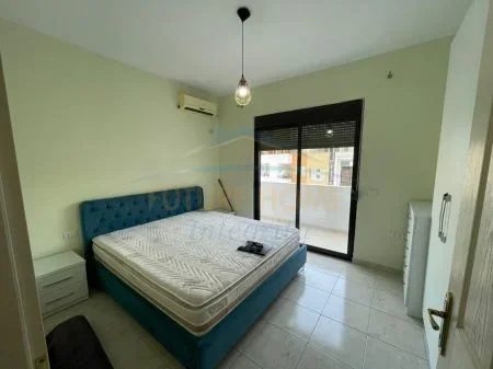 Tirane, jepet me qera apartament 2+1 Kati 7, 100 m² 450 € 