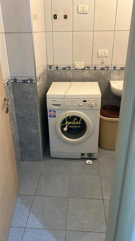 Tirane, jepet me qera apartament 2+1 Kati 5, 100 m² 420 € (YZBERISHT)