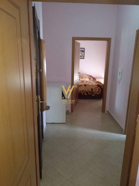 Tirane, jepet me qera apartament 1+1+Ballkon Kati 6, 75 m² 520 € (PEDRIATRIA)
