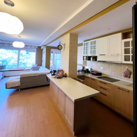 Tirane, shitet apartament 2+1 , 140 m² 235.000 € (kodra diellit 1)