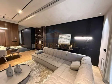 Tirane, jepet me qera apartament 3+1 Kati 2, 197 m² 2.500 € 