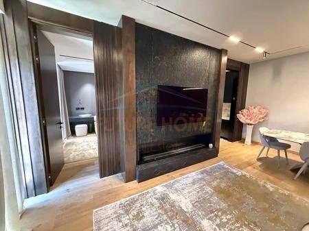 Tirane, jepet me qera apartament 3+1 Kati 2, 197 m² 2.500 € 
