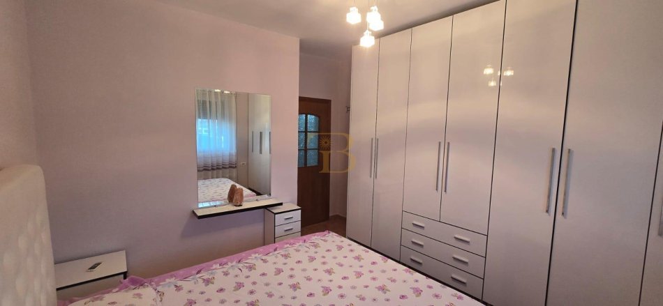 Tirane, jepet me qera apartament 1+1 Kati 7, 60 m² 500 € 