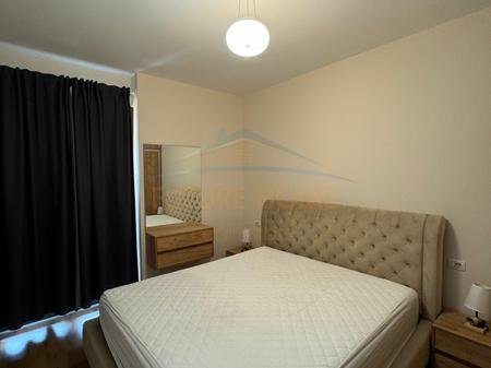 Tirane, jepet me qera apartament 2+1 Kati 7, 120 m² 800 €