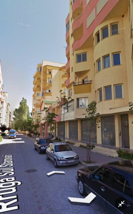 SHITET GARAZH : ZONA _POGRADEC /PRANE HOTEL KALAJA