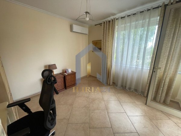 Tirane, jap me qera apartament 3+1+Aneks+Ballkon Kati 6, 130 m² 1.000 € (Rruga e Elbasanit)