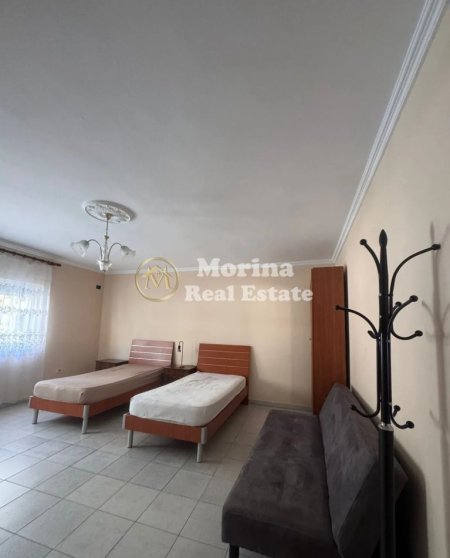 Tirane, jepet me qera apartament 2+1 Kati 1, 100 m² 700 € (21 Dhjetori, Rruga e Kavajes)