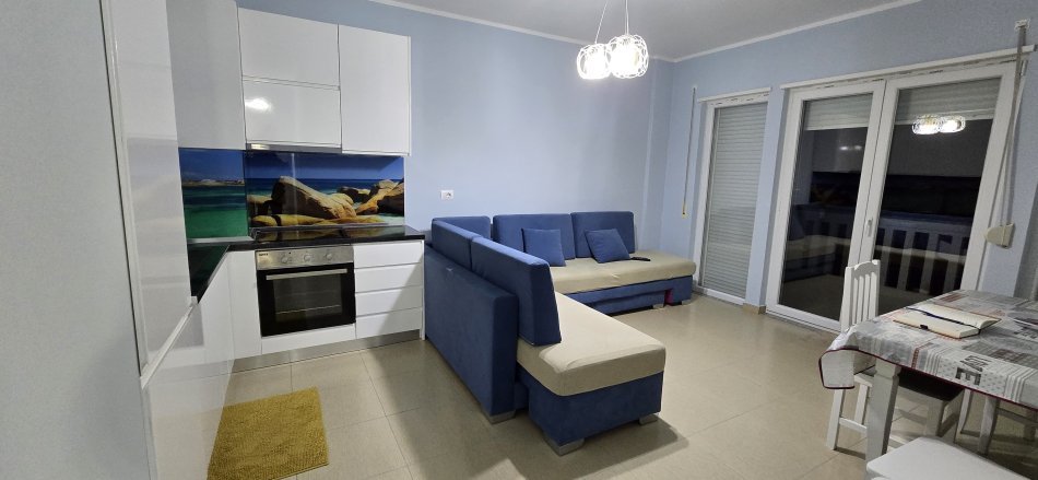 Shkoder, shitet apartament 1+1+Ballkon Kati 1, 58 m² 115.000 € (veliopoje)