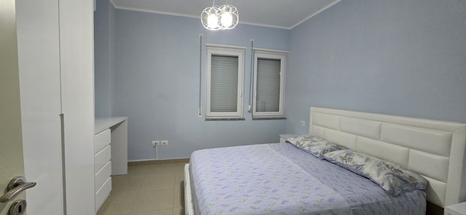 Shkoder, shitet apartament 1+1+Ballkon Kati 1, 58 m² 115.000 € (veliopoje)