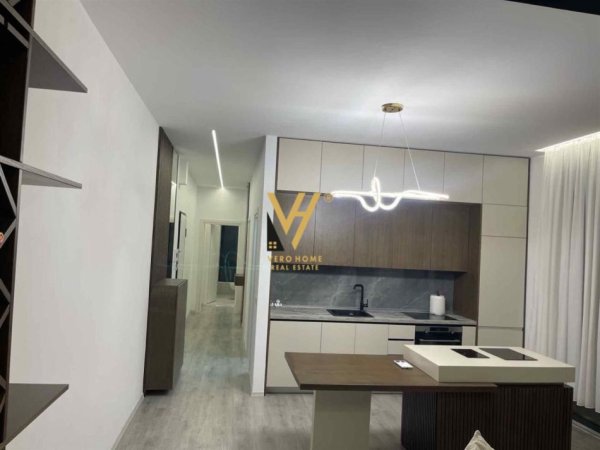 Tirane, jepet me qera apartament 2+1+Ballkon Kati 1, 108 m² 850 € (ISH SHESHI SHQIPONJA)