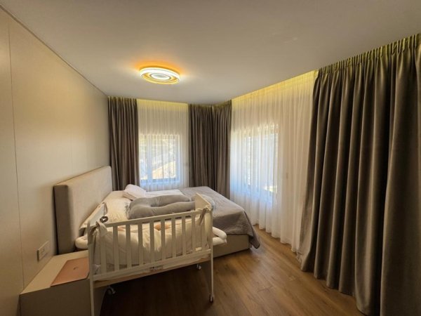 Tirane, shitet apartament duplex Dublex Kati 5, 150 m² 300.000 € 