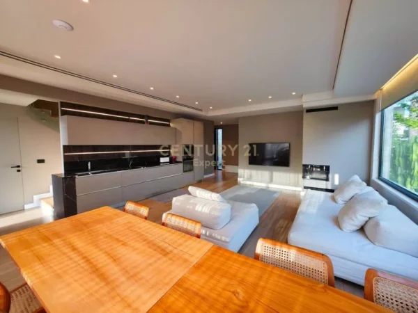 Durres, shitet Vile 1 Katshe Kati 1, 520 m² 835.000 € (Gjiri i Lalezit)