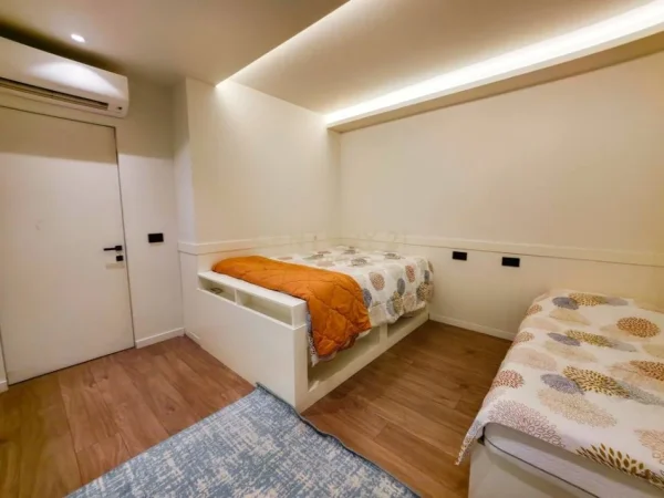 Durres, shitet Vile 1 Katshe Kati 1, 520 m² 835.000 € (Gjiri i Lalezit)