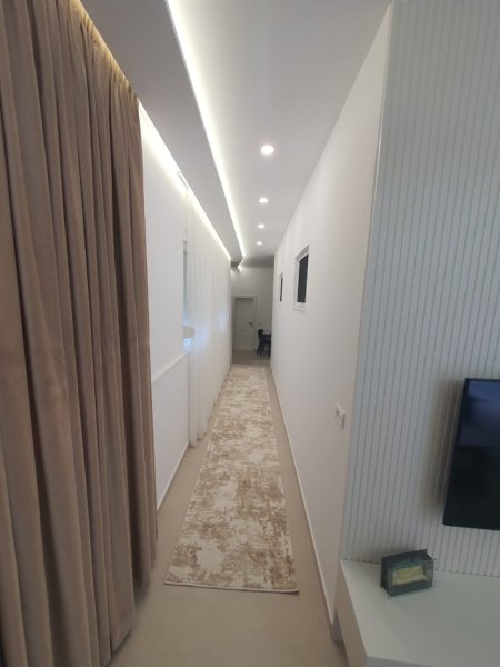 Tirane, jepet me qera shtepi 2+1 Kati 1, 80 m² 600 € (Mjull-Bathore, Sauk-Tirane)