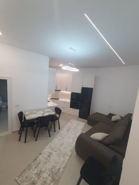 Tirane, jepet me qera shtepi 2+1 Kati 1, 80 m² 600 € (Mjull-Bathore, Sauk-Tirane)
