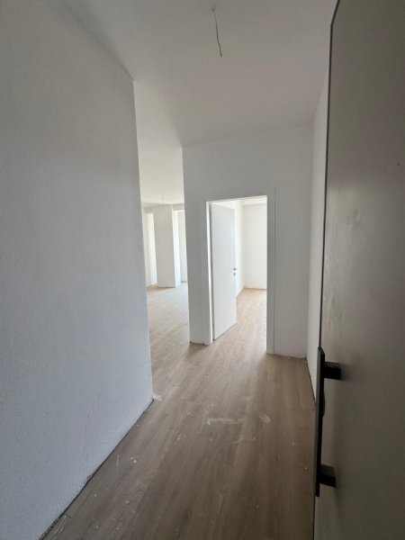 Tirane, shitet apartament 1+1+Ballkon Kati 7, 75 m² 165.000 € (Golden Tower Mine Peza Gati Per Mobilim Okazion)