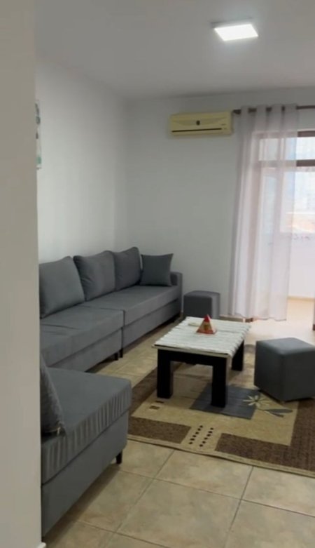 Tirane, jap me qera apartament 2+1+Ballkon Kati 4, 115 m² 600 € (Don Bosko)