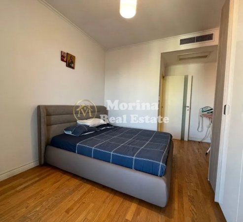 Tirane, jepet me qera apartament 2+1+Ballkon , 123 m² 1.600 € (Blloku)