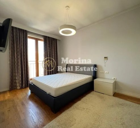 Tirane, jepet me qera apartament 2+1+Ballkon , 123 m² 1.600 € (Blloku)