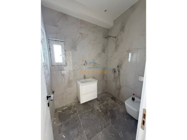 Tirane, shitet apartament 1+1 Kati 1, 60 m² 98.500 € (Rruga Mihal Grameno)