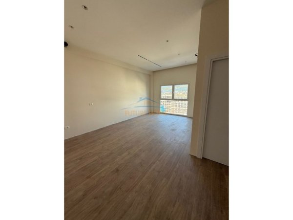 Tirane, shitet apartament 1+1 Kati 1, 60 m² 98.500 € (Rruga Mihal Grameno)