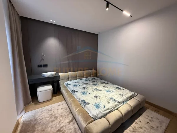 0683487469 Tirane, shitet apartament 2+1 Kati 2, 197 m² 700.000 € (Tirana Garden Building)