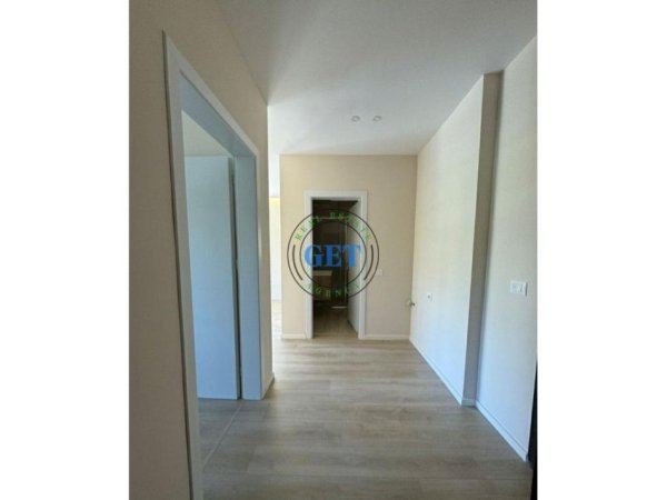 Durres, shitet apartament 1+1+Verande, Kati 3, 51 m² 95.000 € (Shkembi i Kavajes)