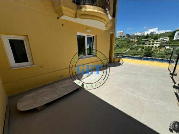 Durres, shitet apartament 1+1+Verande, Kati 3, 51 m² 95.000 € (Shkembi i Kavajes)