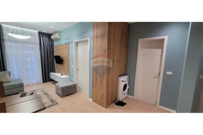 Tirane, jepet me qera apartament 1+1+Ballkon Kati 8, 64 m² 550 € 