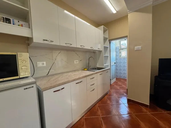 Tirane, shitet apartament 1+1 Kati 3, 65 m² 138.000 € 