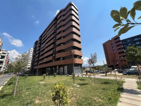 Tirane, shitet apartament 2+1 Kati 3, 111 m² 190.000 € (FUSHA AVIACIONIT)