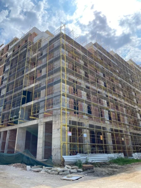 Tirane, shitet apartament 2+1+Ballkon Kati 3, 84 m² 115.000 € 