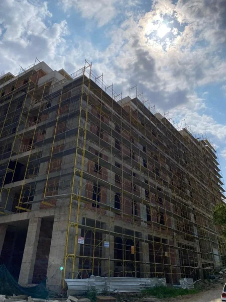 Tirane, shitet apartament 2+1+Ballkon Kati 3, 84 m² 115.000 € 